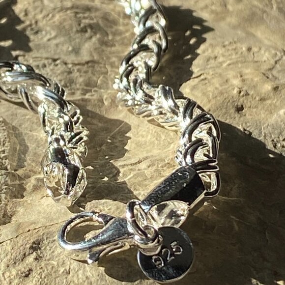 Wide Horsewhip Woven Bracelet - Picture 8 of 11